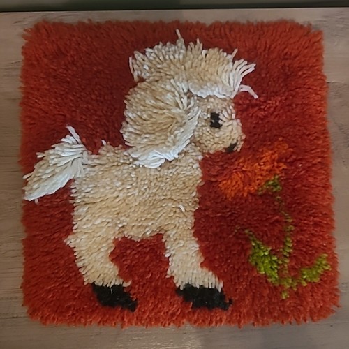 Vintage 80s little pony latch - little,
